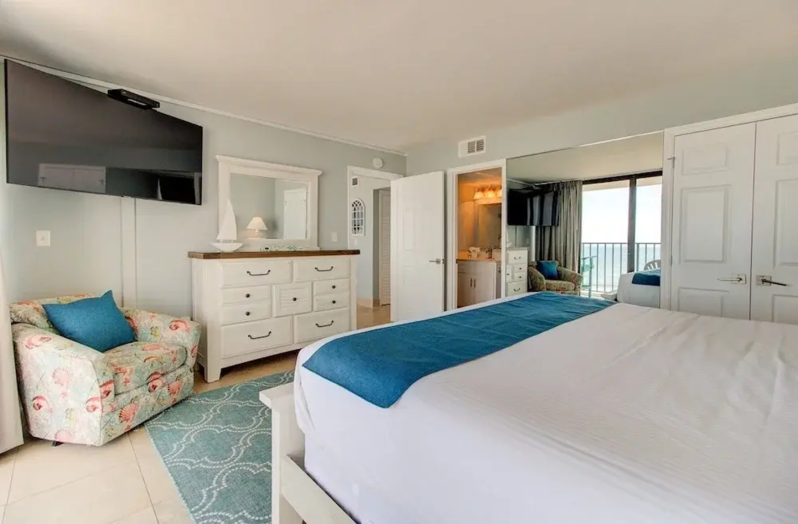 0714 Wavy Daze by Atlantic Towers