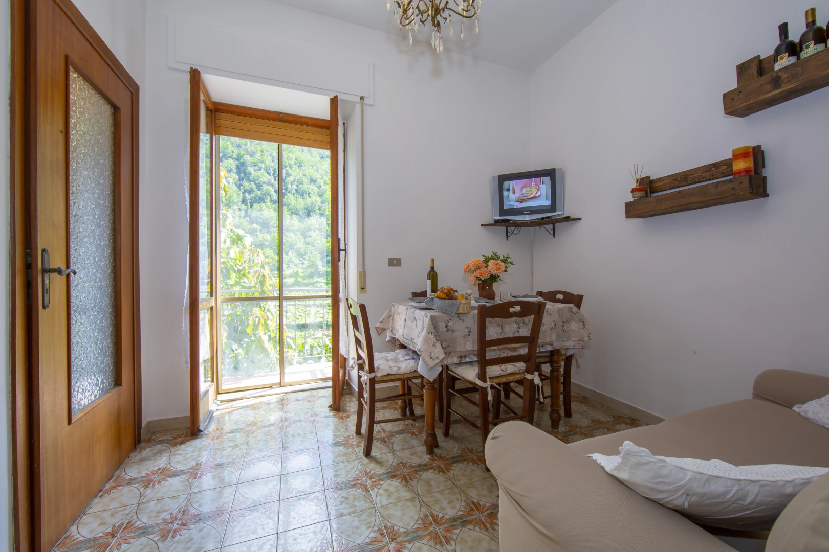 Glicine among vineyard