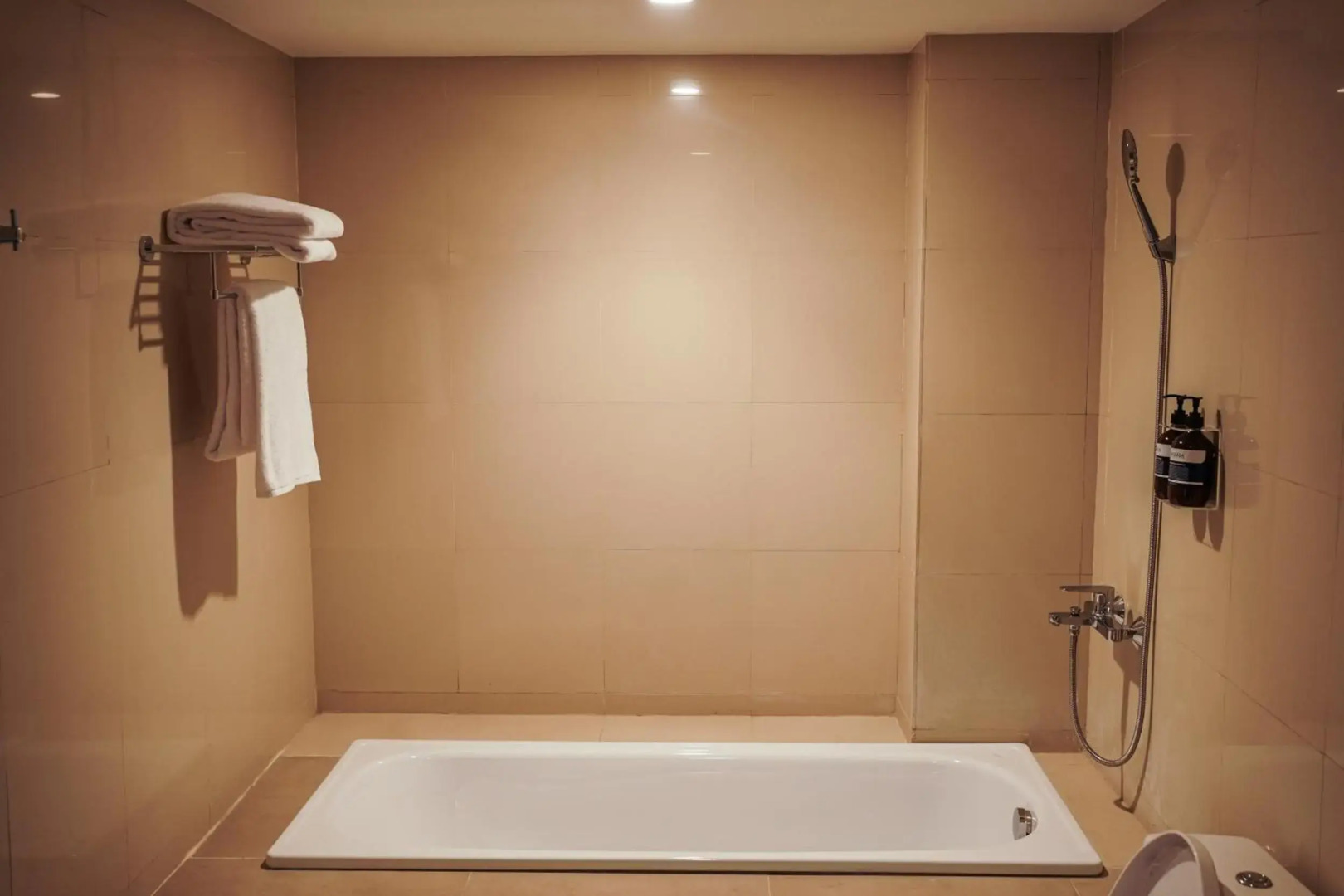 Cross Vibe Paasha Atelier Bali Kuta