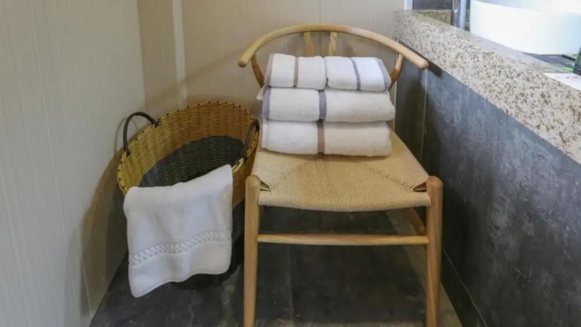 Floral Hotel Libo Meet Inn