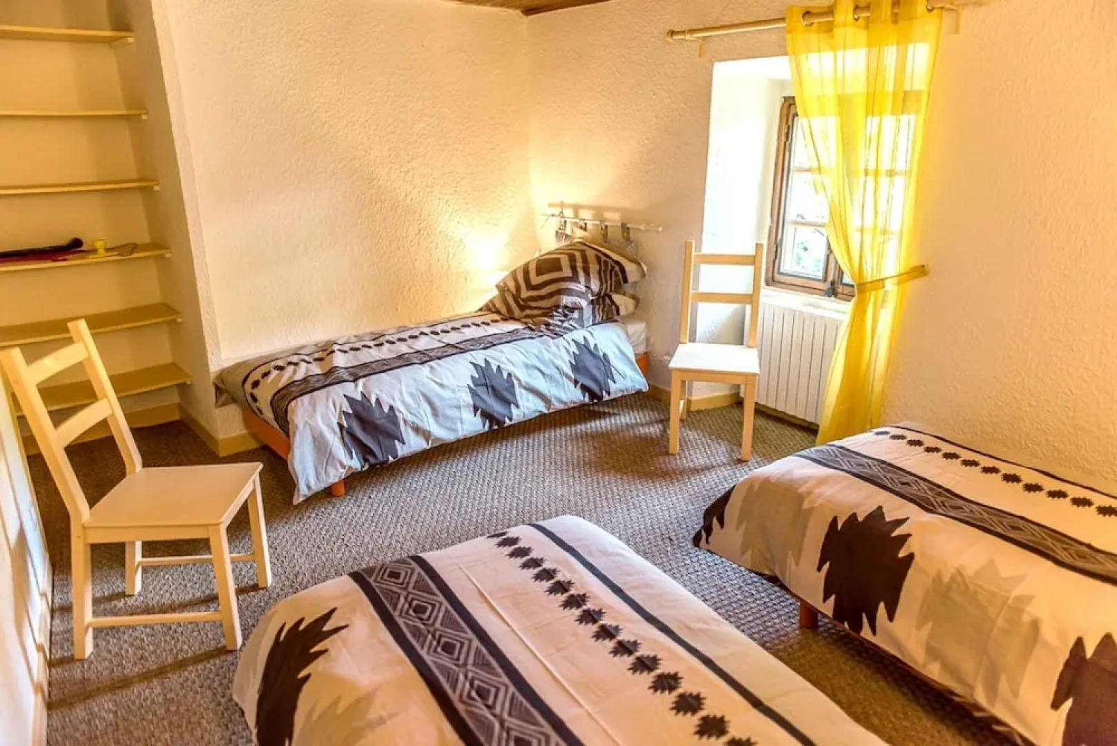 House With 4 Bedrooms in Saint-priest, With Enclosed Garden and Wifi