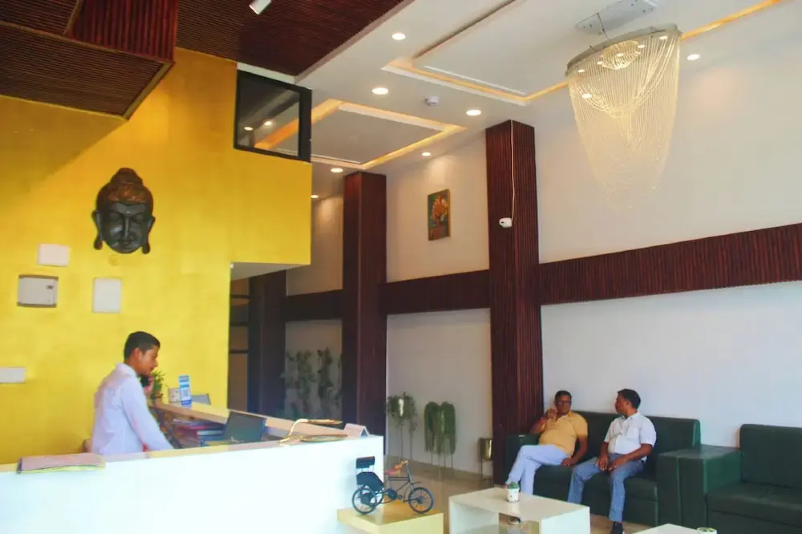 Hotel Pavitra