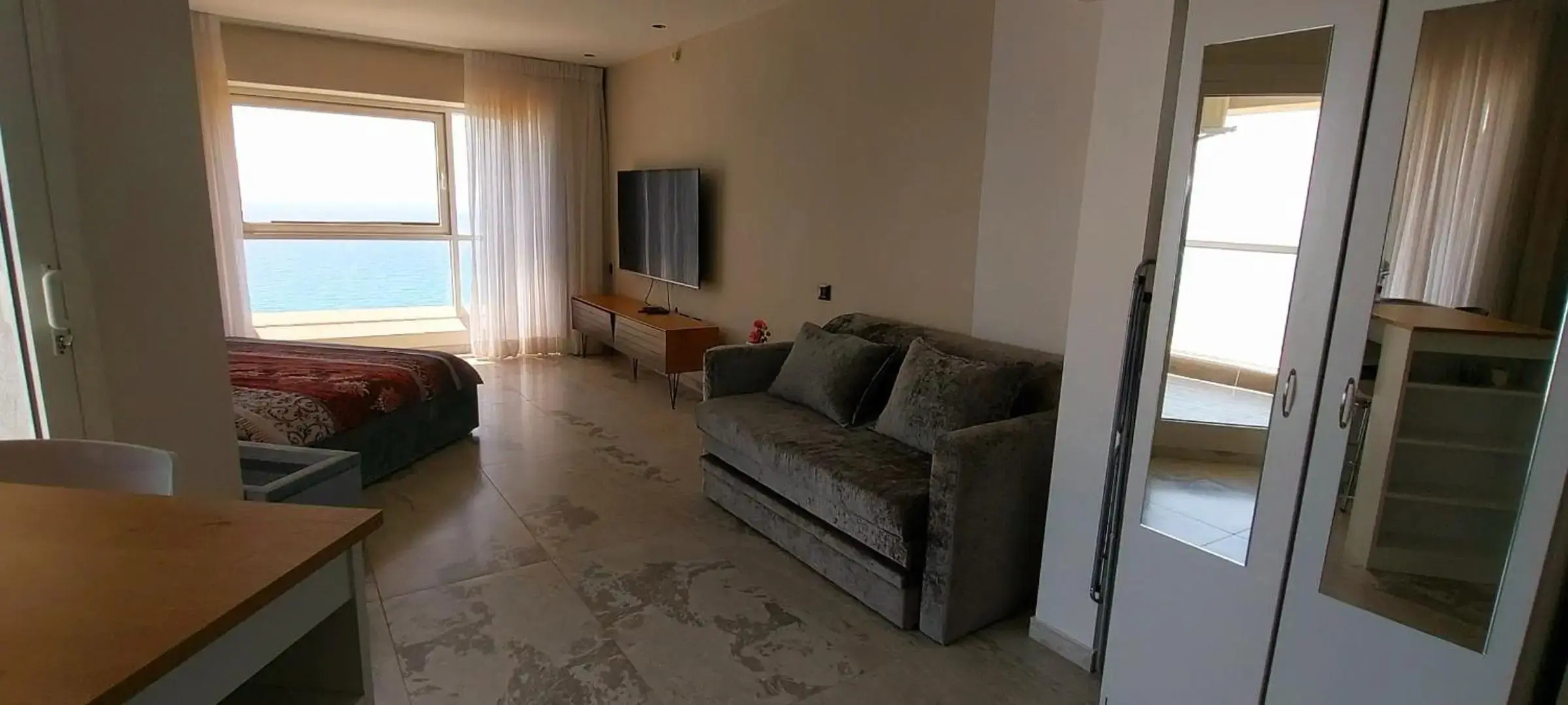 8 Hotel Apartment Short Time TLV BAT YAM