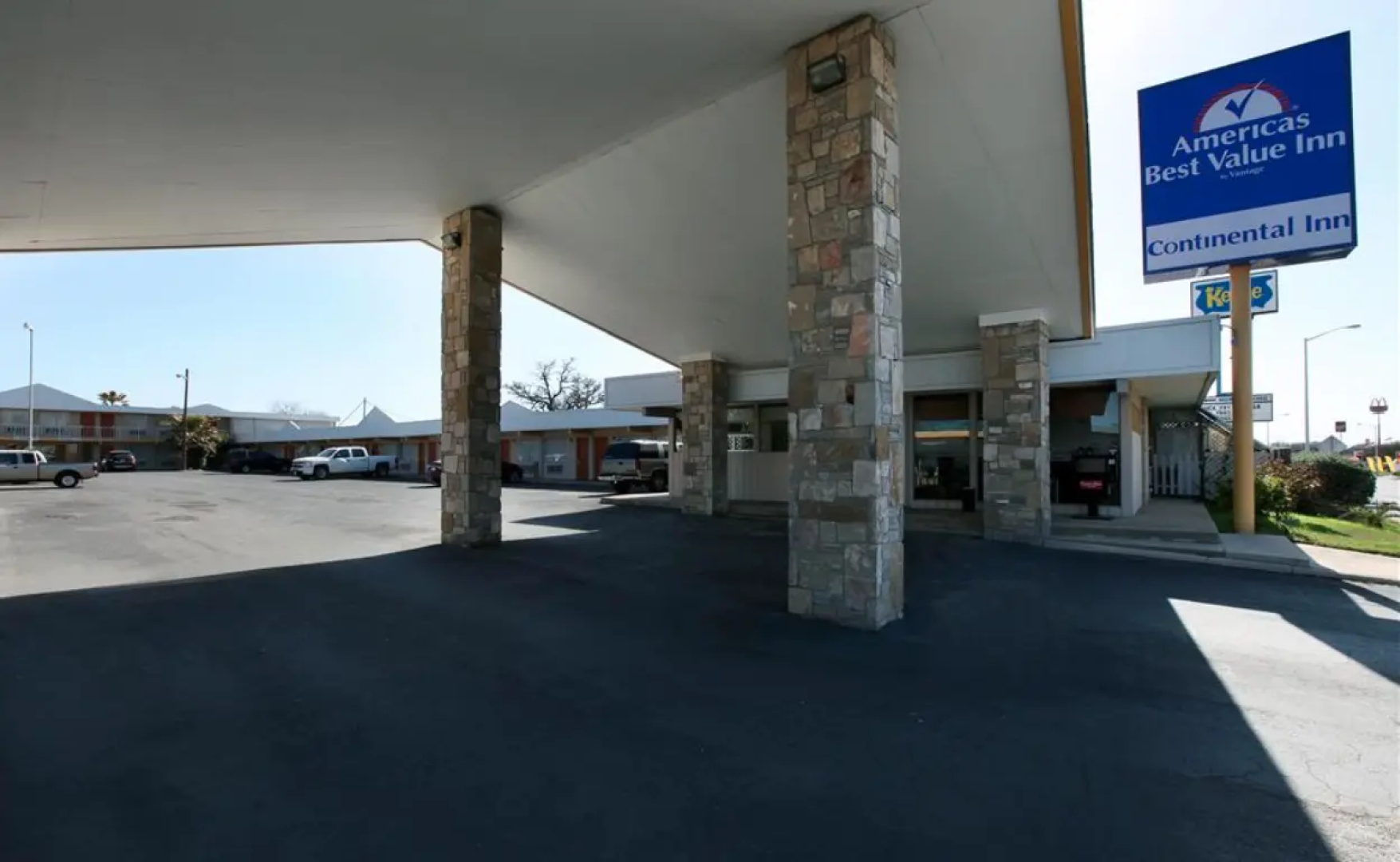 Americas Best Value Inn Uvalde