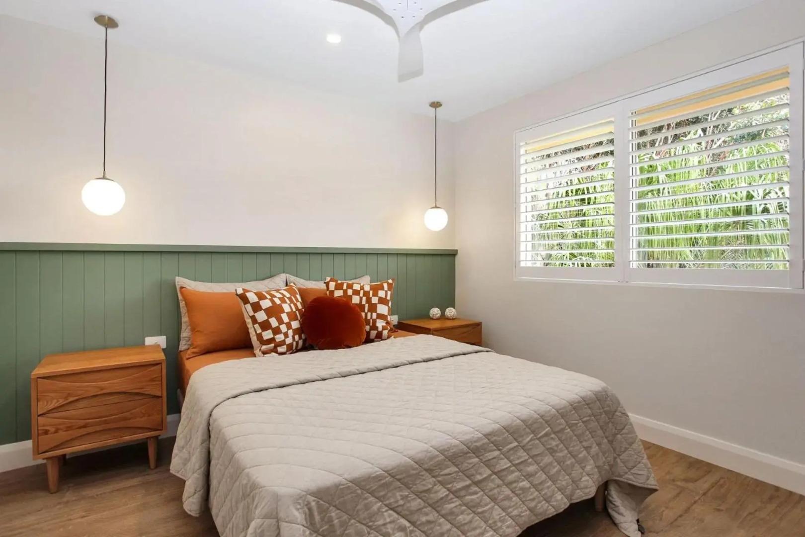 Aquarius Apartment 9