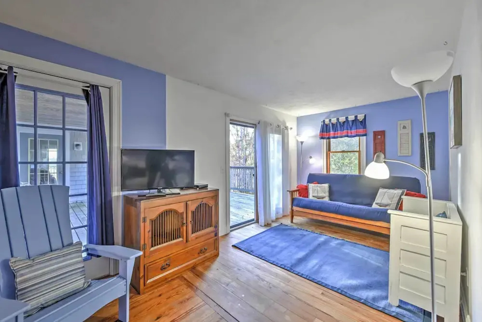 2 Mi to Beach: Nautical Retreat in Bourne!