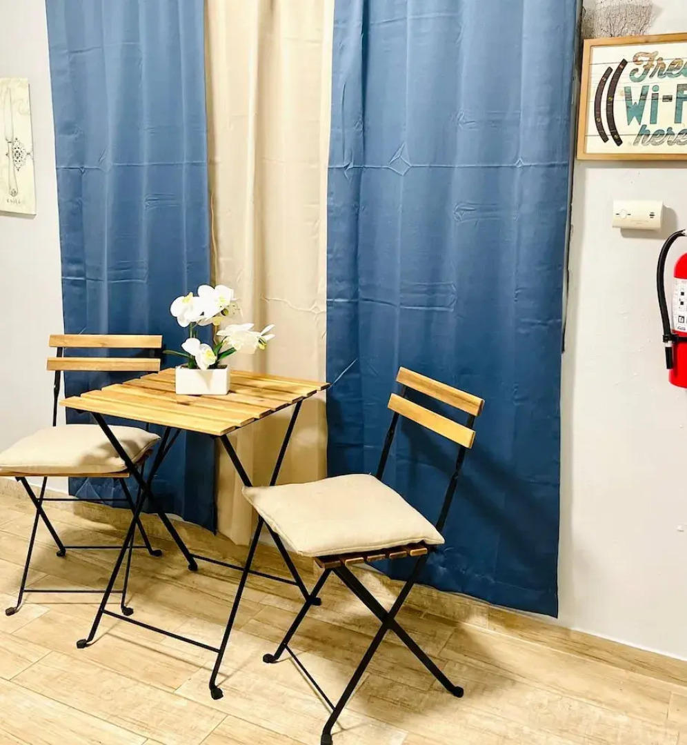 Rainforesthouse1-bl in Ceiba