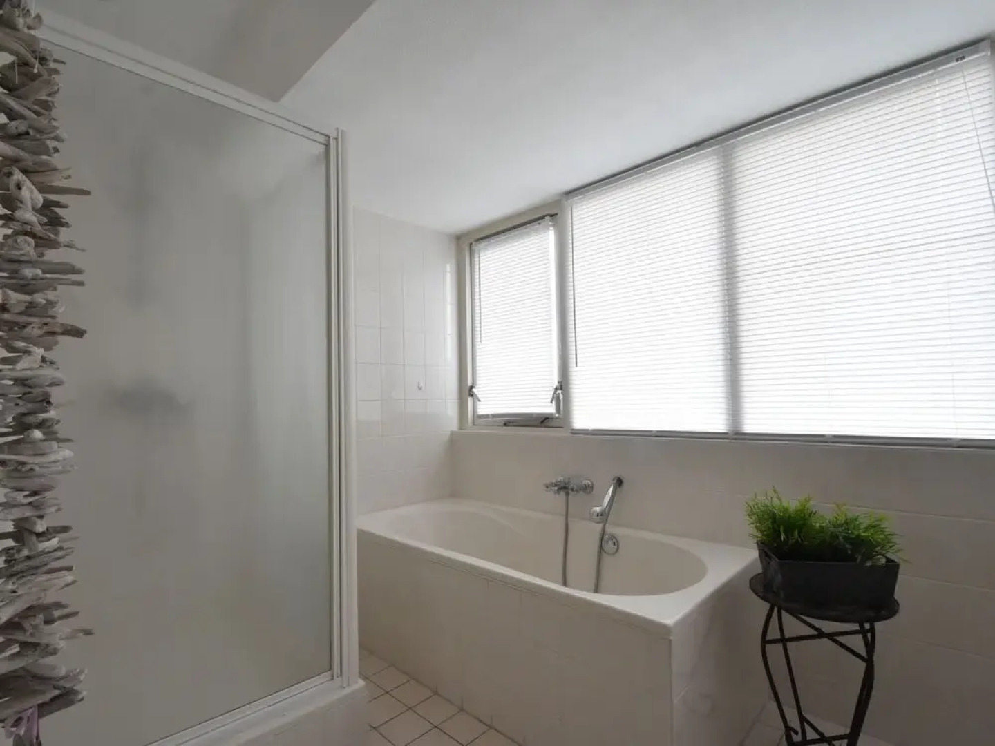 Spacious Holiday Home in Zeewolde With a Large Garden