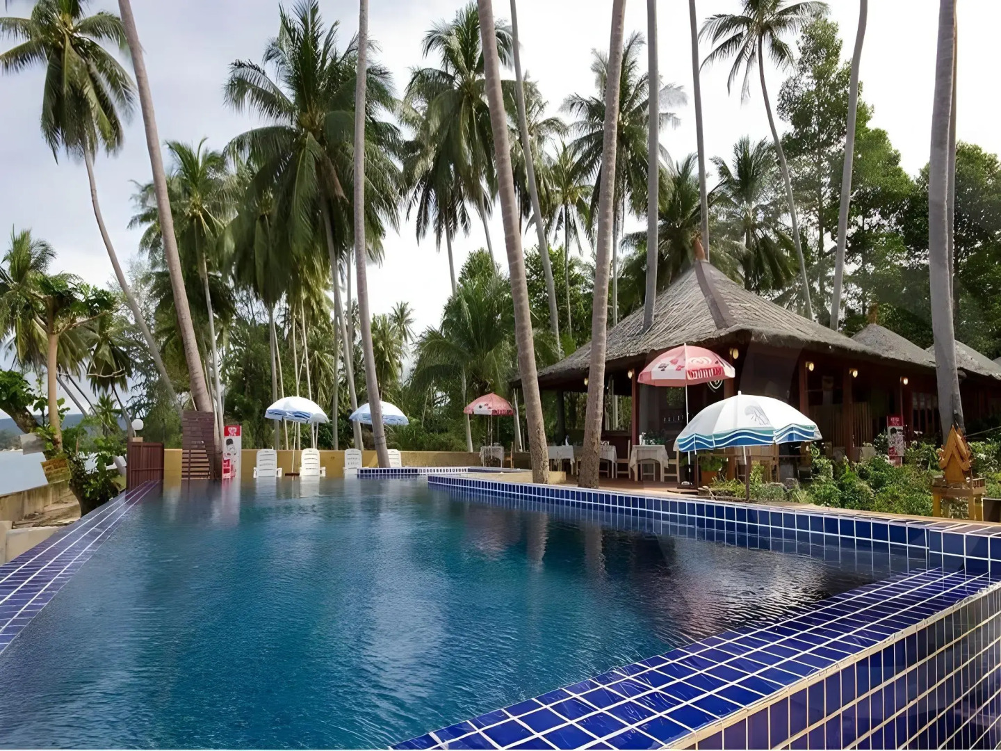 Lipa Bay Resort