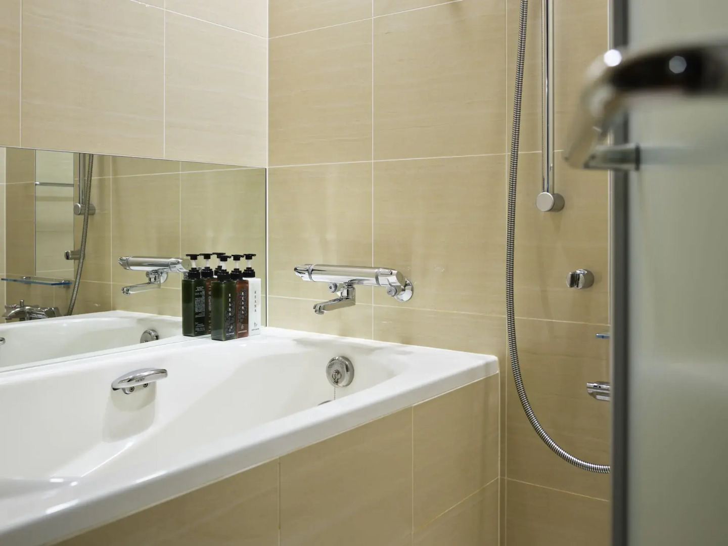 Mitsui Garden Hotel Osaka Premier