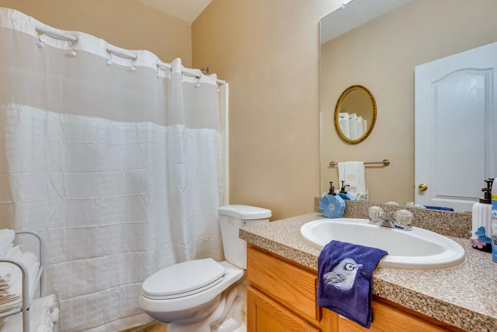 Inviting Austell Home: 14 Mi to Downtown Atlanta!