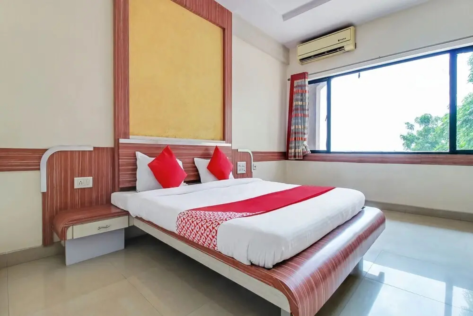 Hotel Residency Park by OYO Rooms