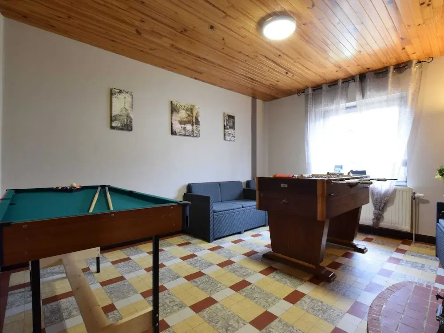 Family Home in Sainte ode