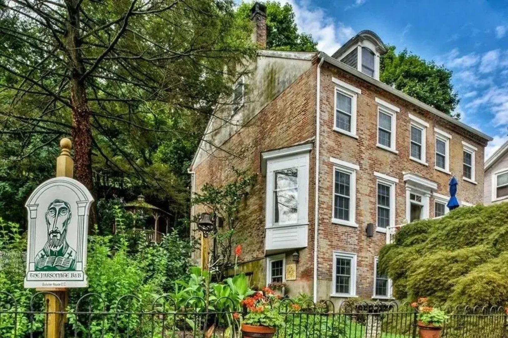 The Dolon House Bed and Breakfast