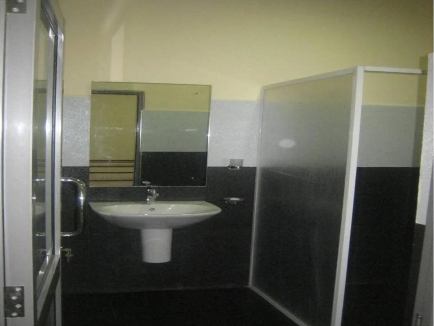 Gunners' Club - Minneriya