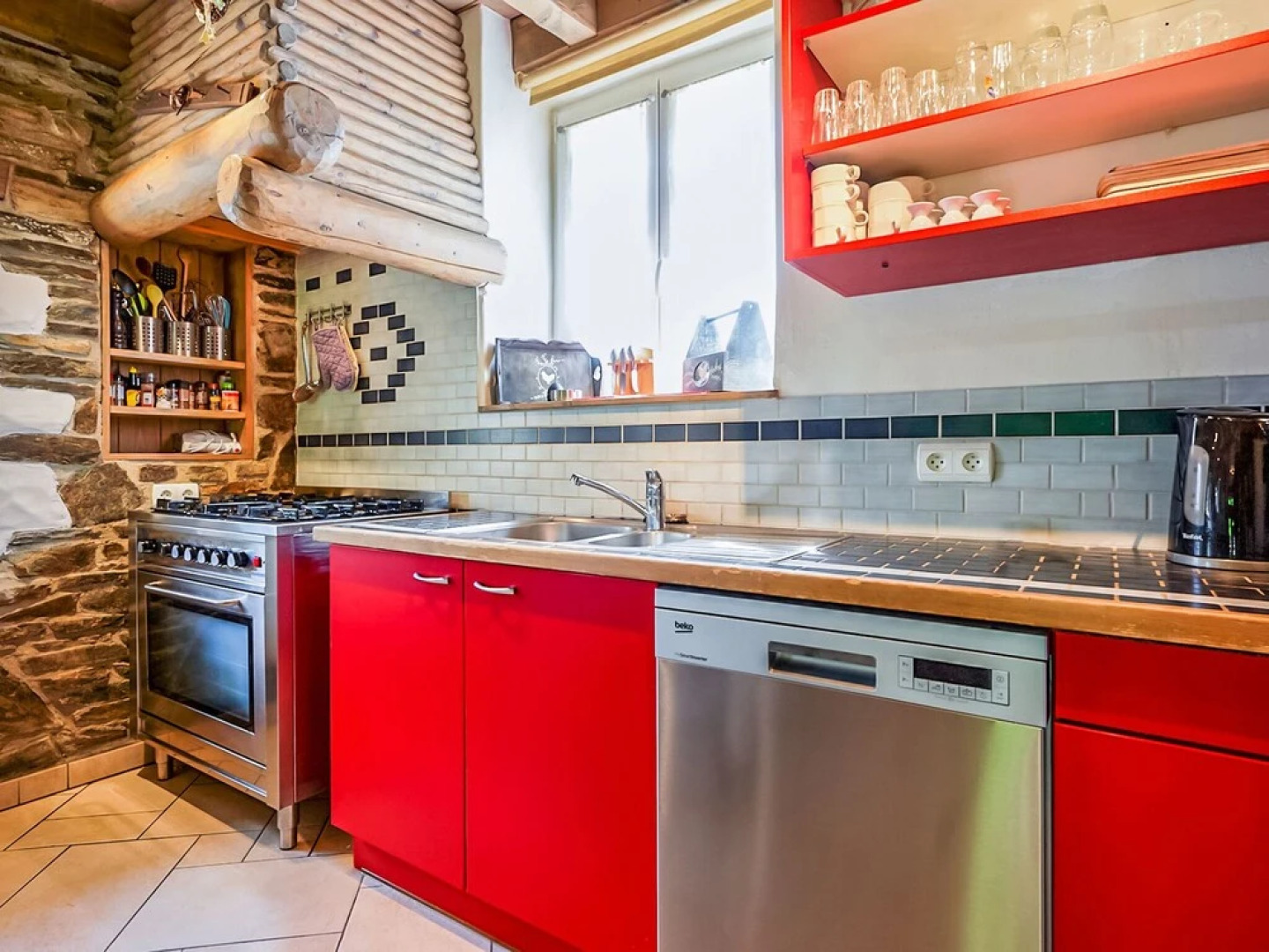 Pleasant Holiday Home in Weywertz near the Lake