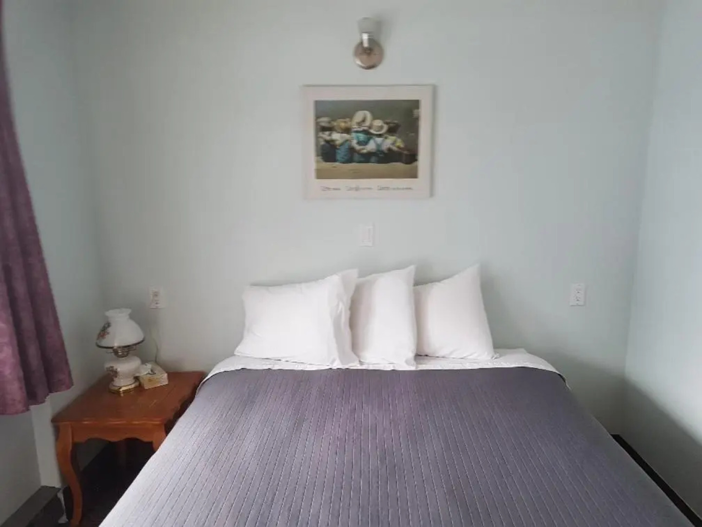 Anchor Riverfront Motel