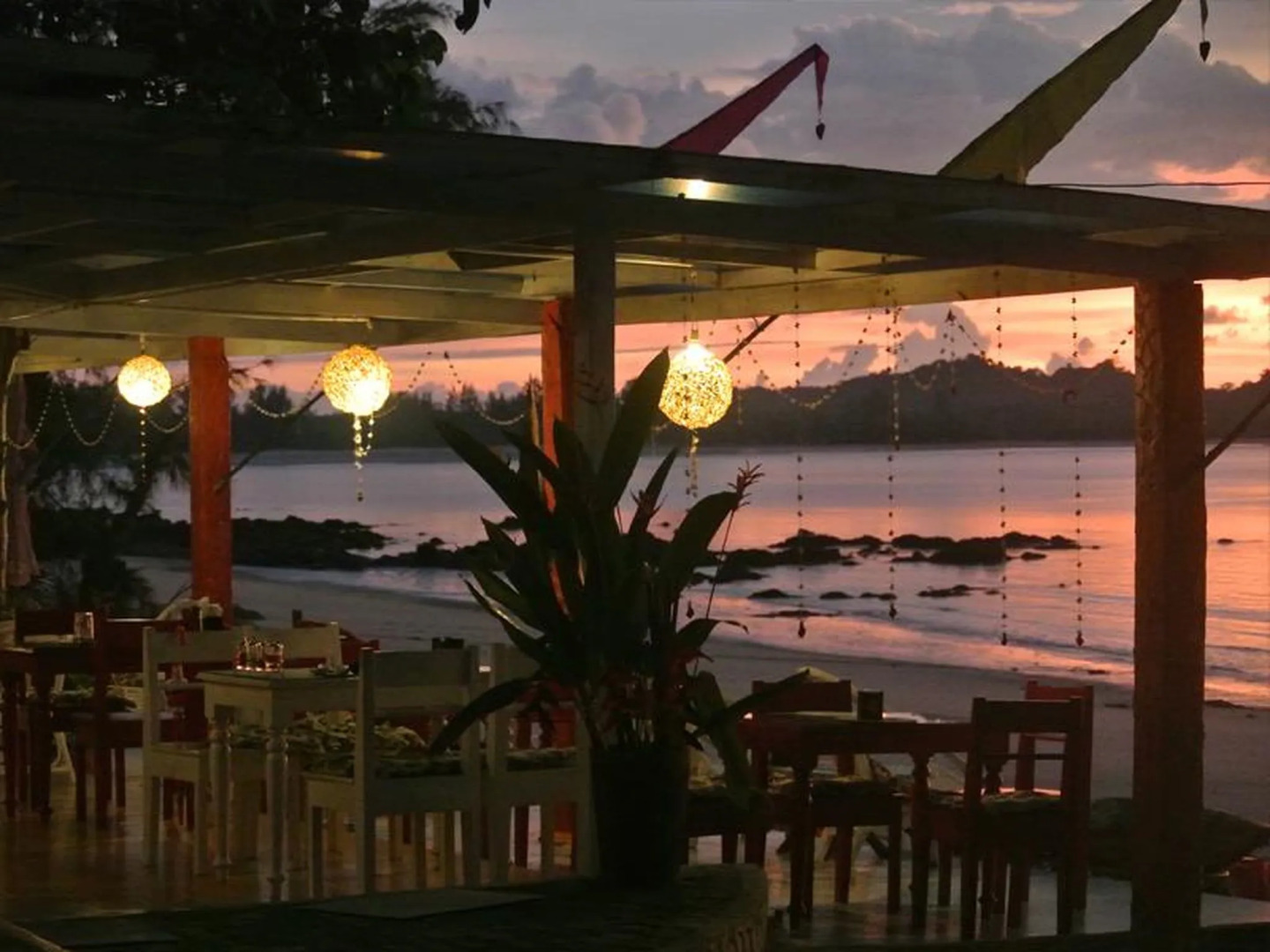 Heaven Beach Eco resort & Art