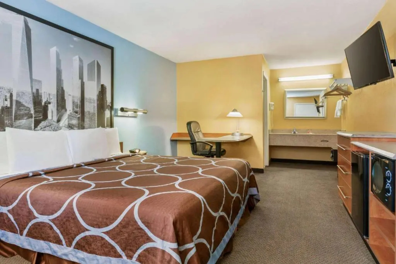 Super 8 by Wyndham Findlay