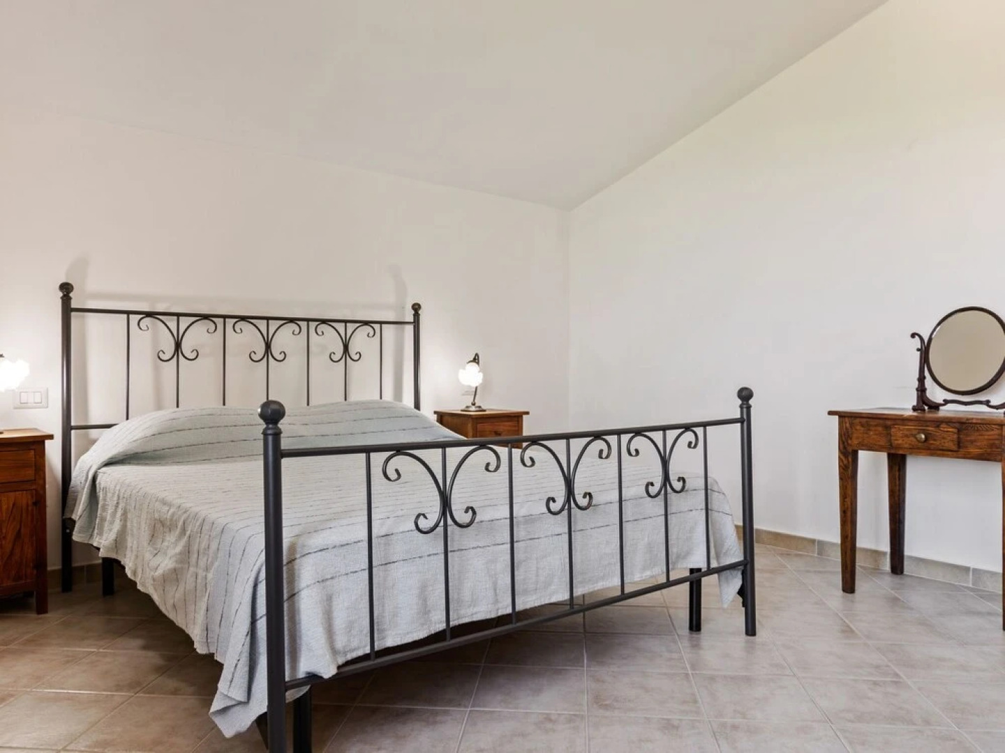 Charismatic Holiday Home in Montone With Private Pool