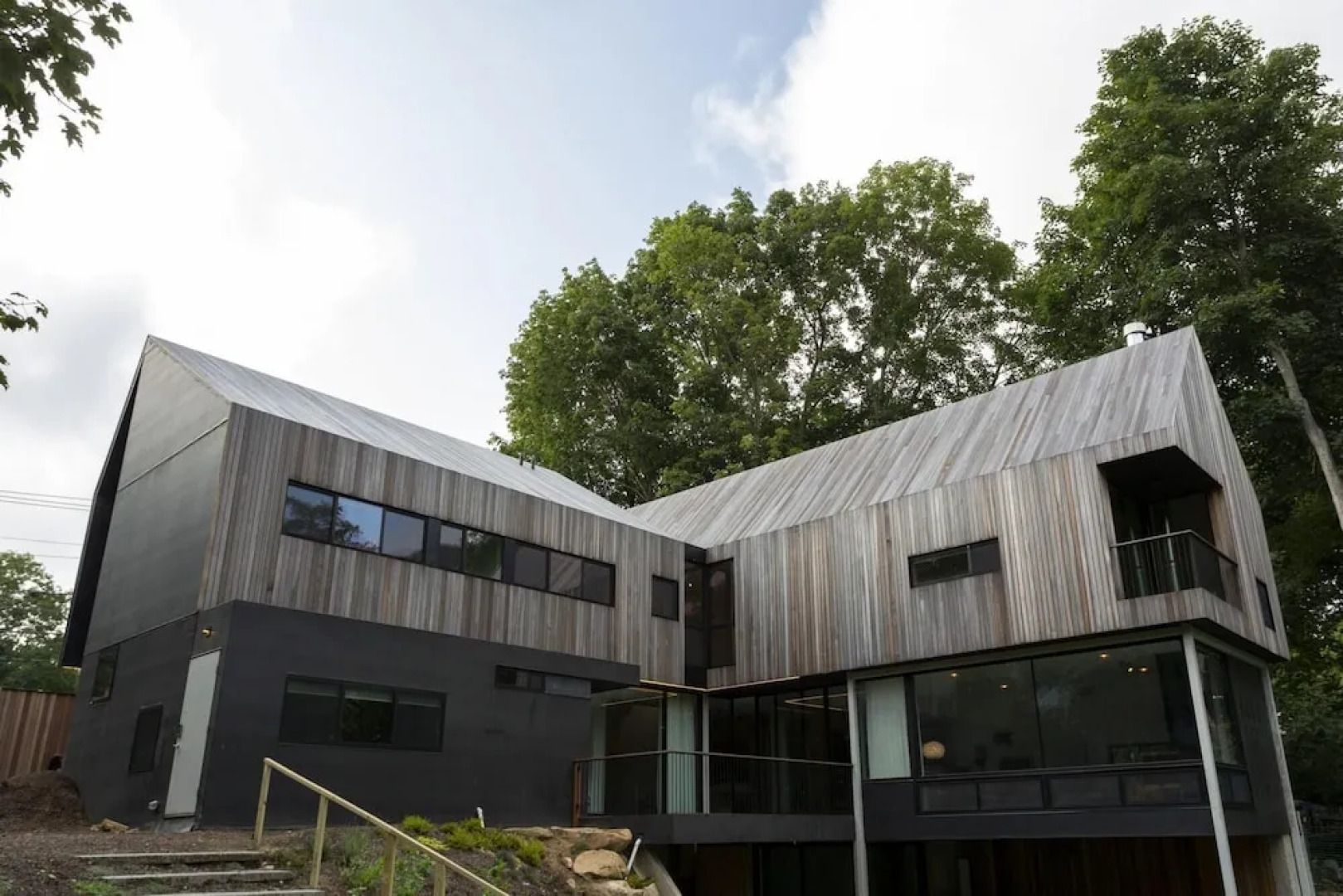 Awarded Lux Sanctuary Pike Pond by Rovetravel