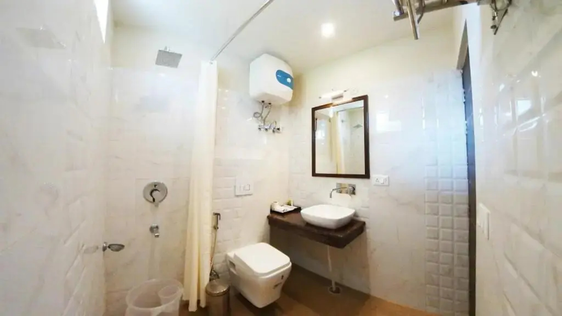 Citrus Classic Mcleodganj