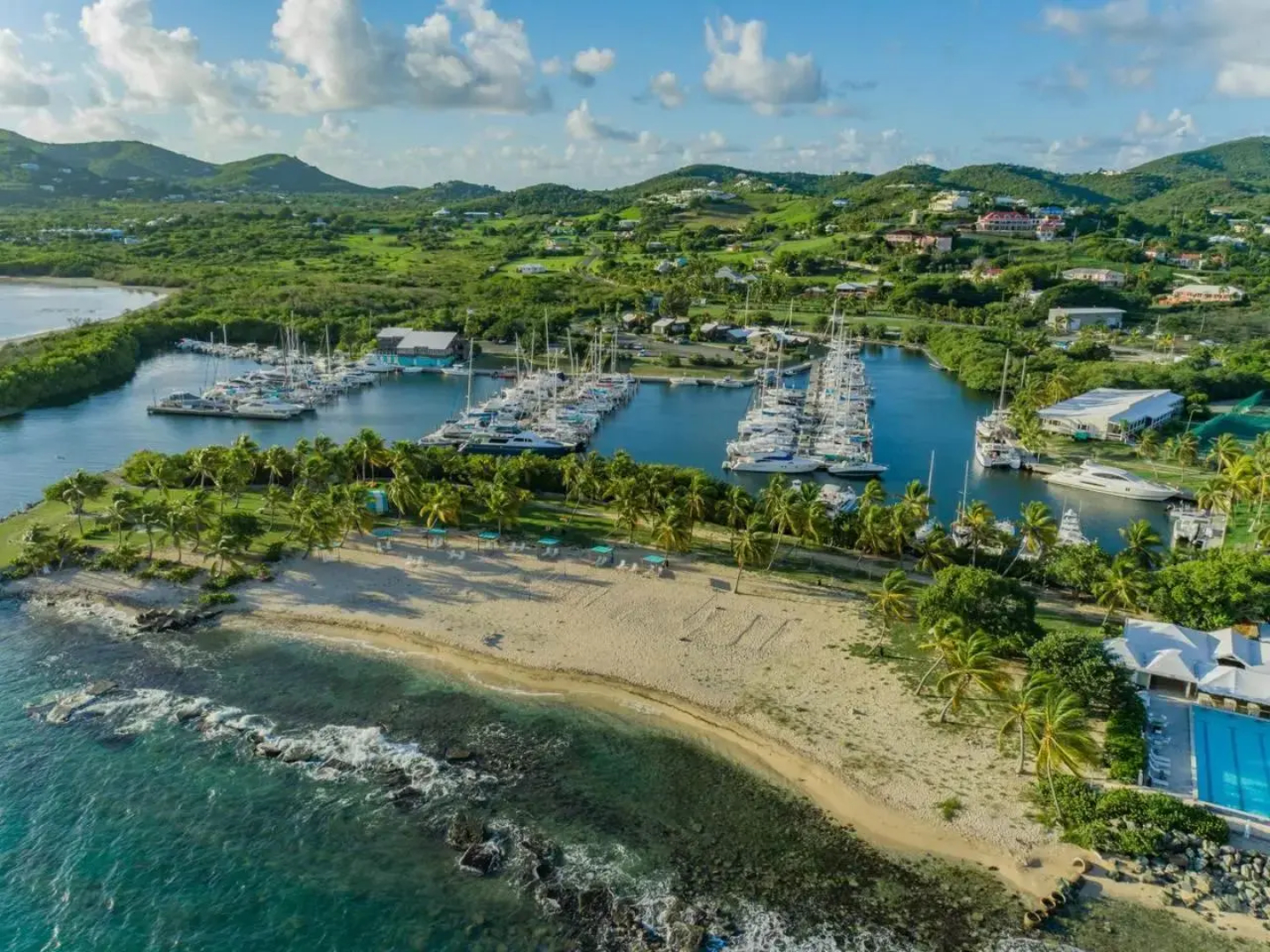 Tamarind Reef Resort Spa & Marina