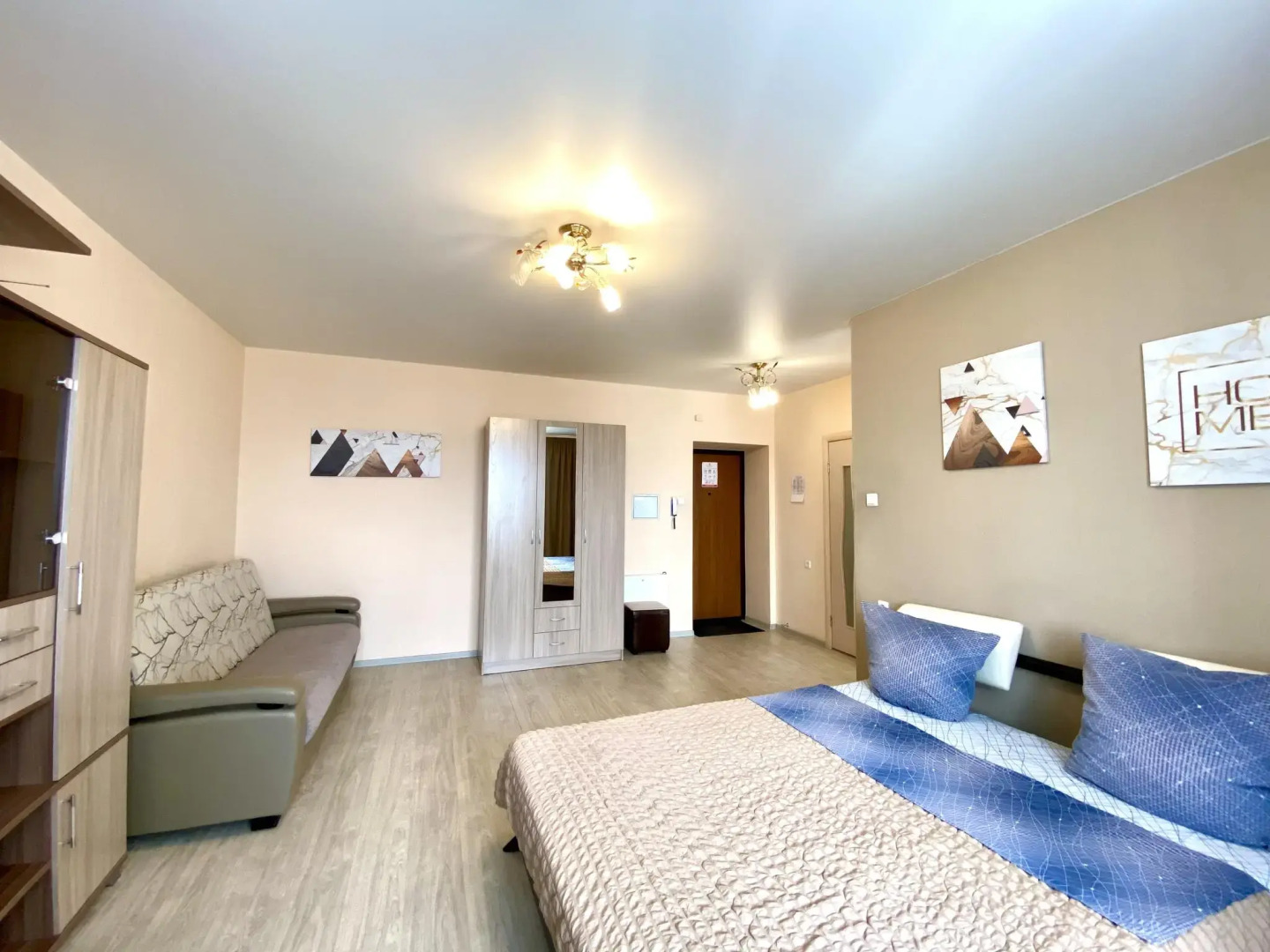 Декабрист на улице Бабушкина 99