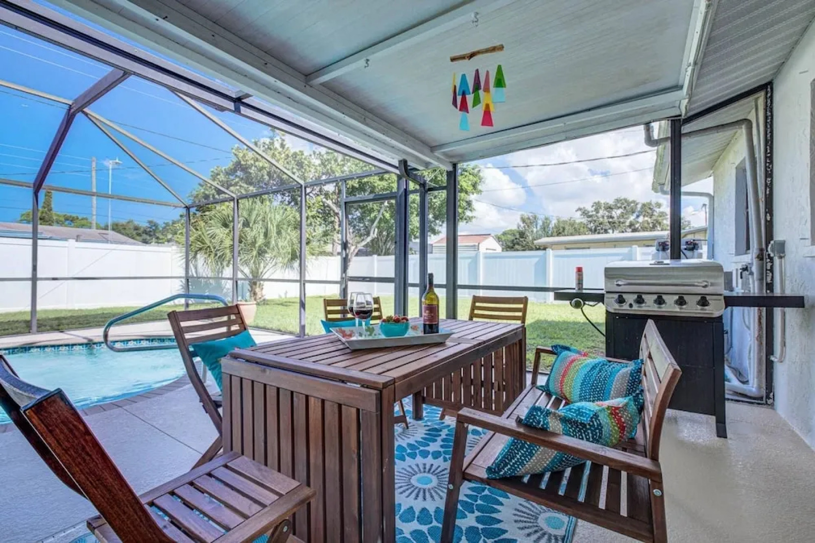 South Venice Pool Home With Fence, Dog Friendly