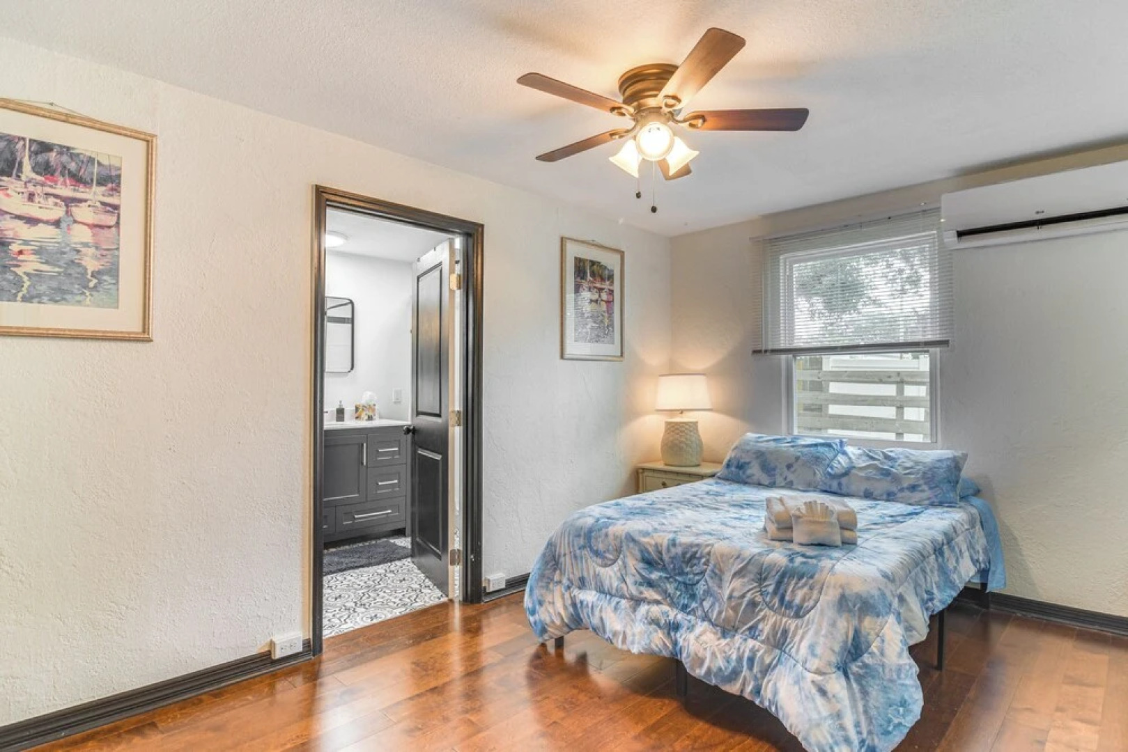 2 Mi to Beach: Family Getaway w/ Yard in St Pete!