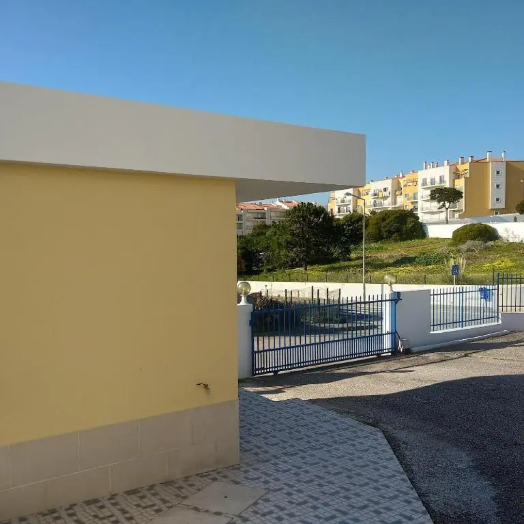 B.Ericeira Surf rental