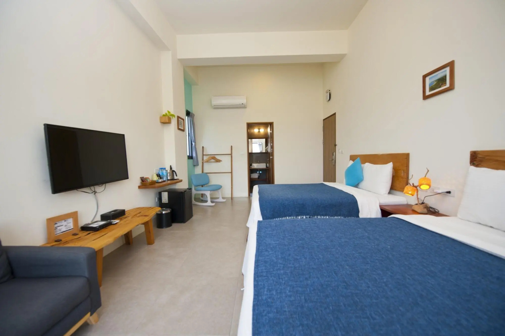 The Tree Bed and Breakfast