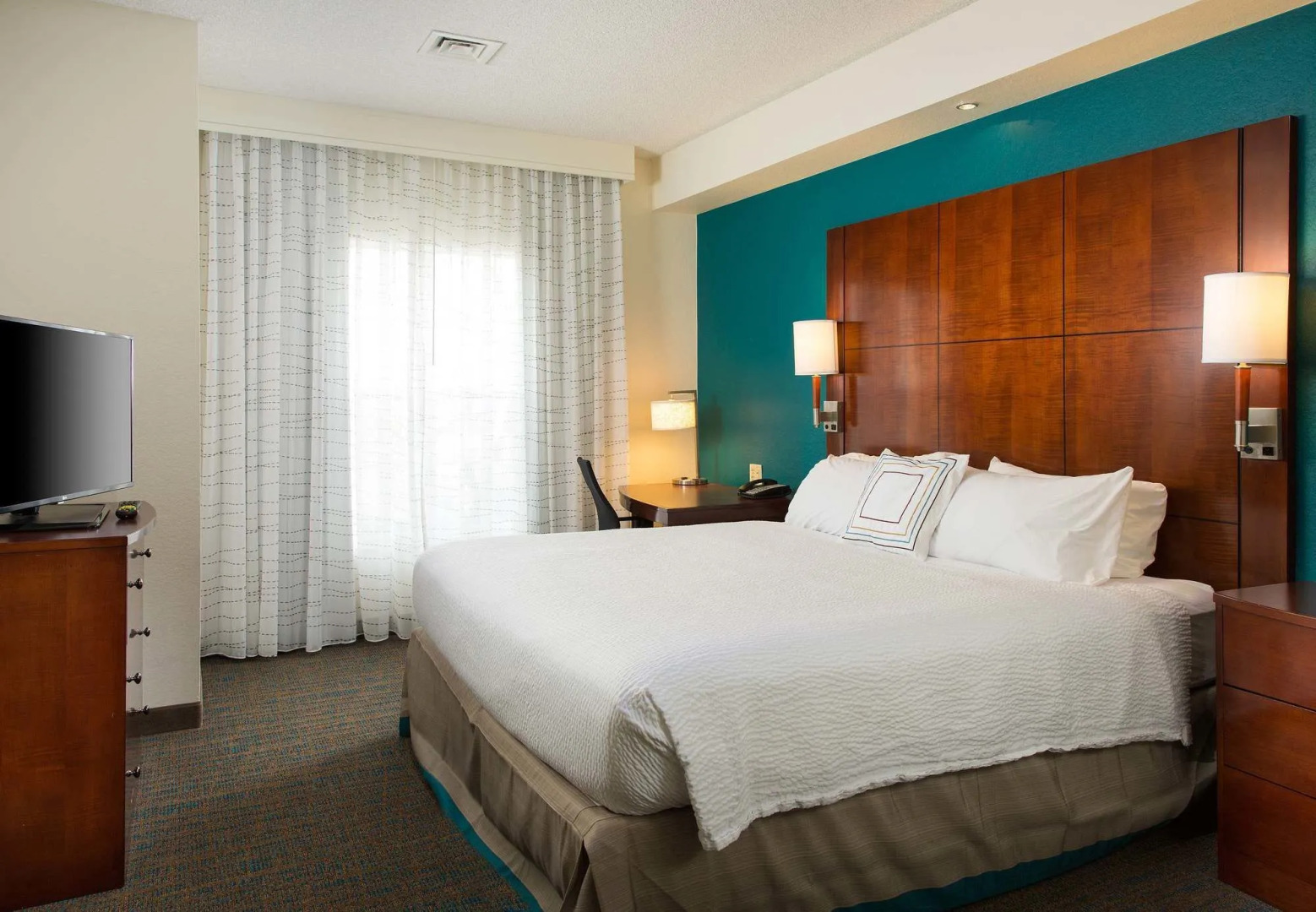 Residence Inn by Marriott Kansas City Airport