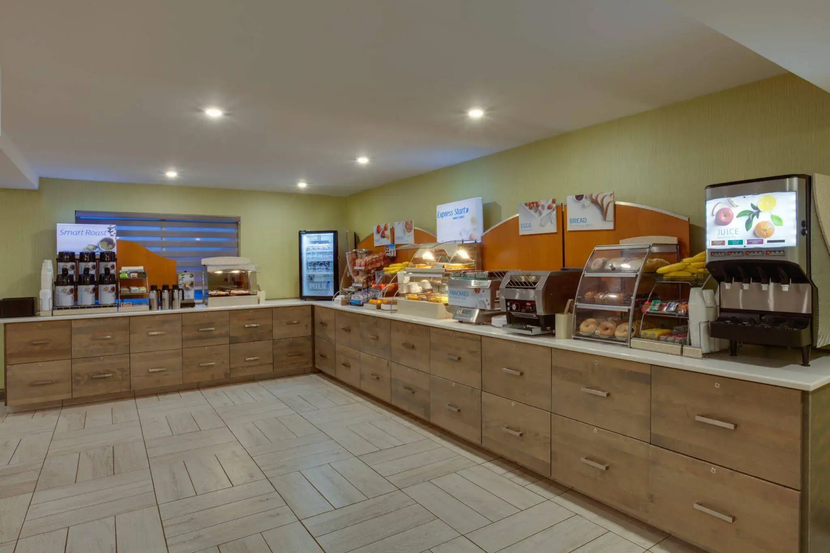 Holiday Inn Express & Suites Fredericton by IHG