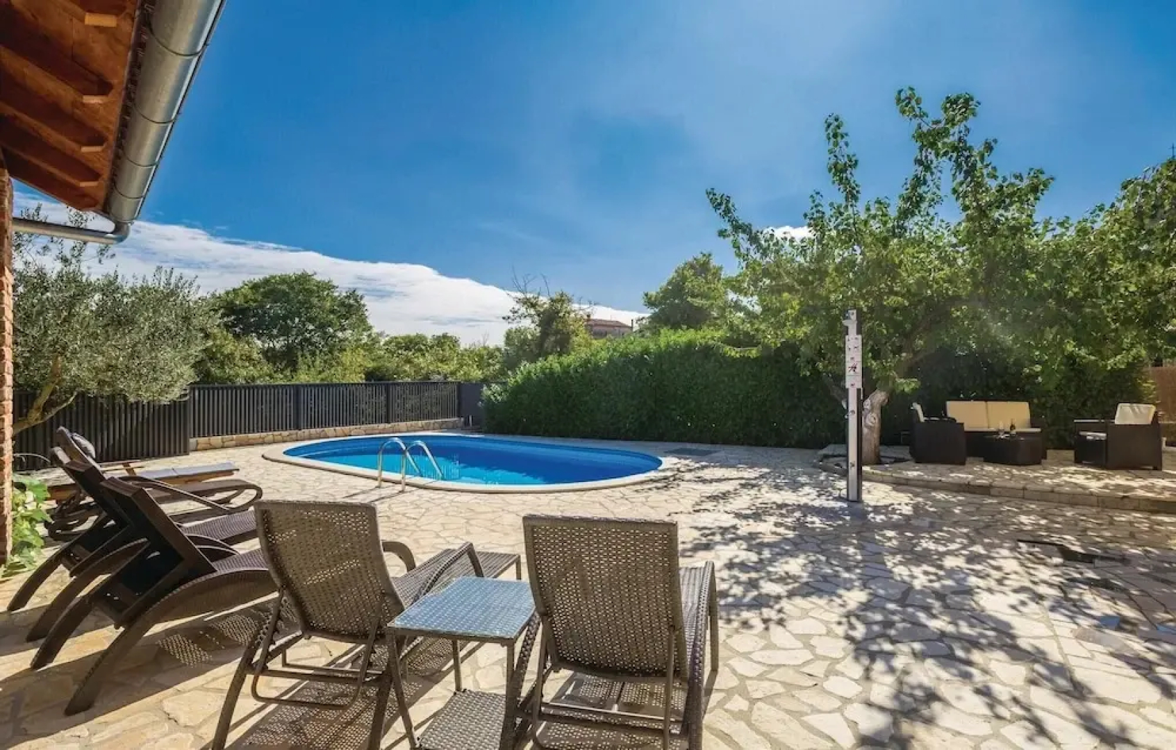 Amazing Home in Poljica With Wifi and 4 Bedrooms