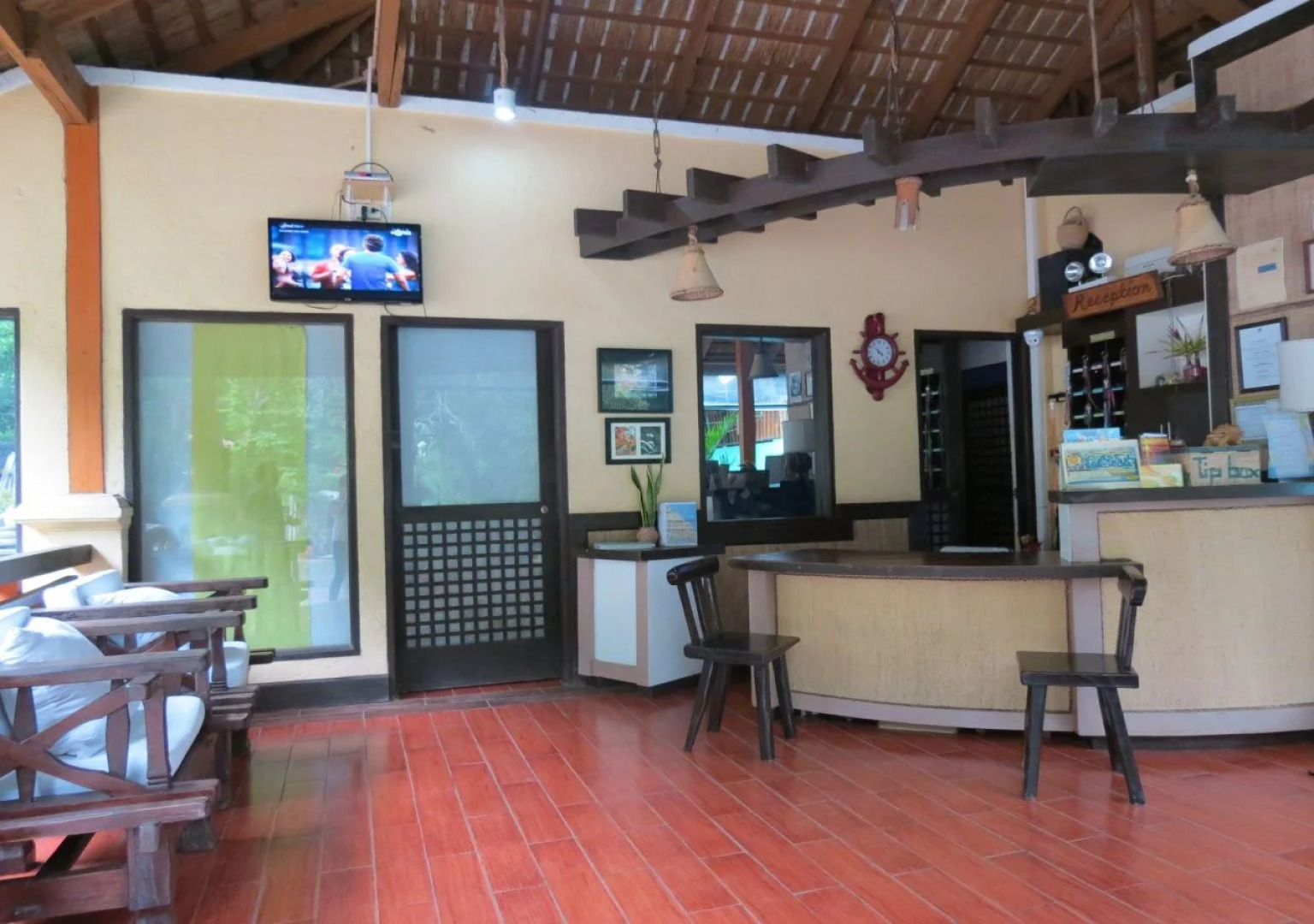 Pier Uno Dive Resort