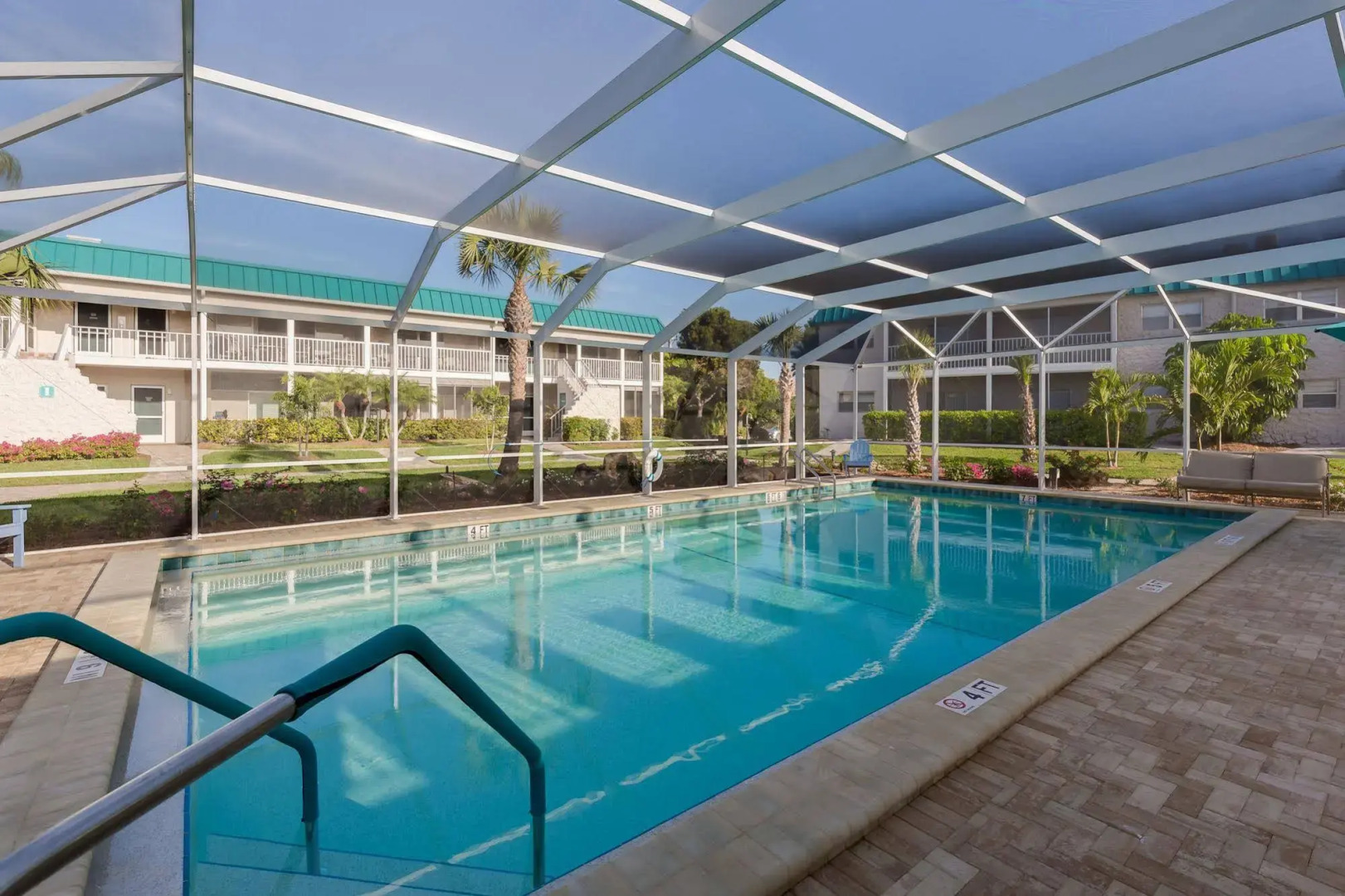 Sanibel Arms West Condominiums