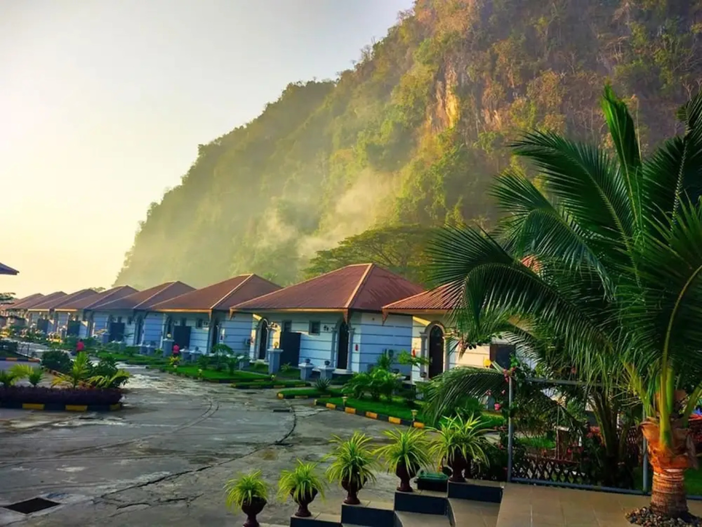 Thiri Hpa An Hotel
