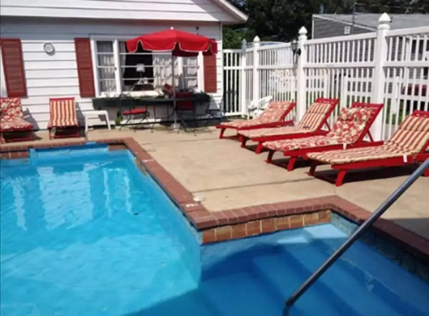 Andrew's Lakeside Resort