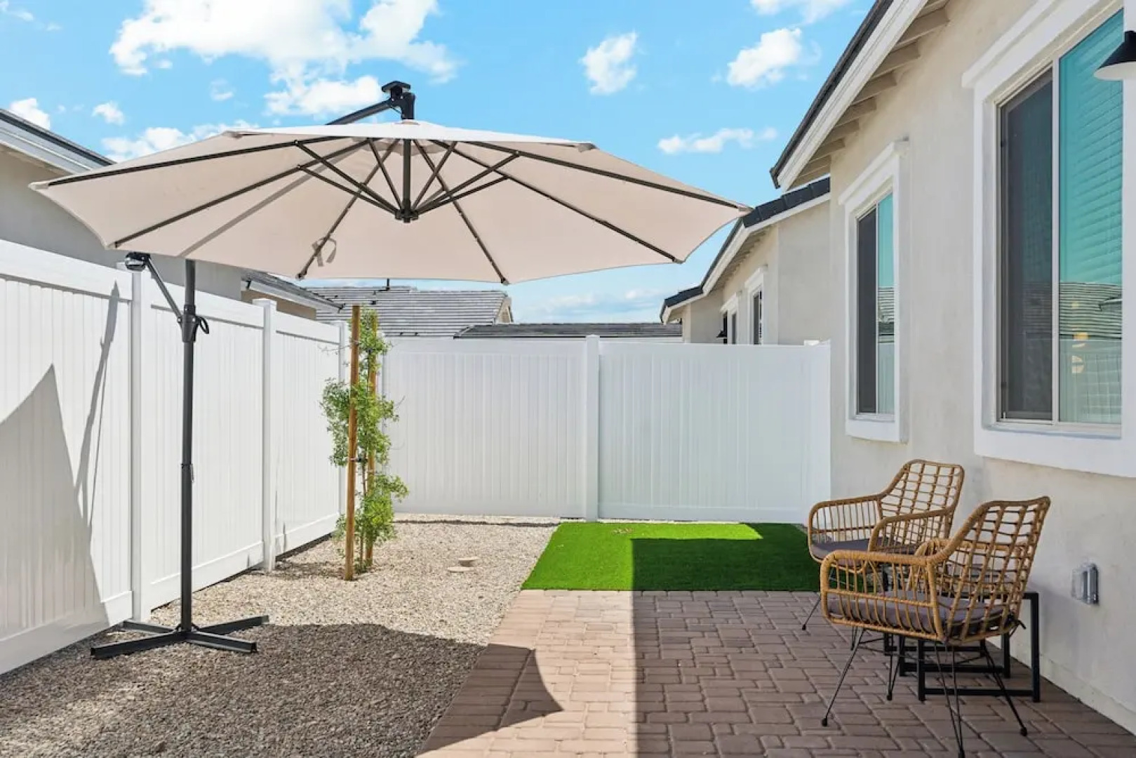 Gleaming Contemporary Home Pool  BBQ