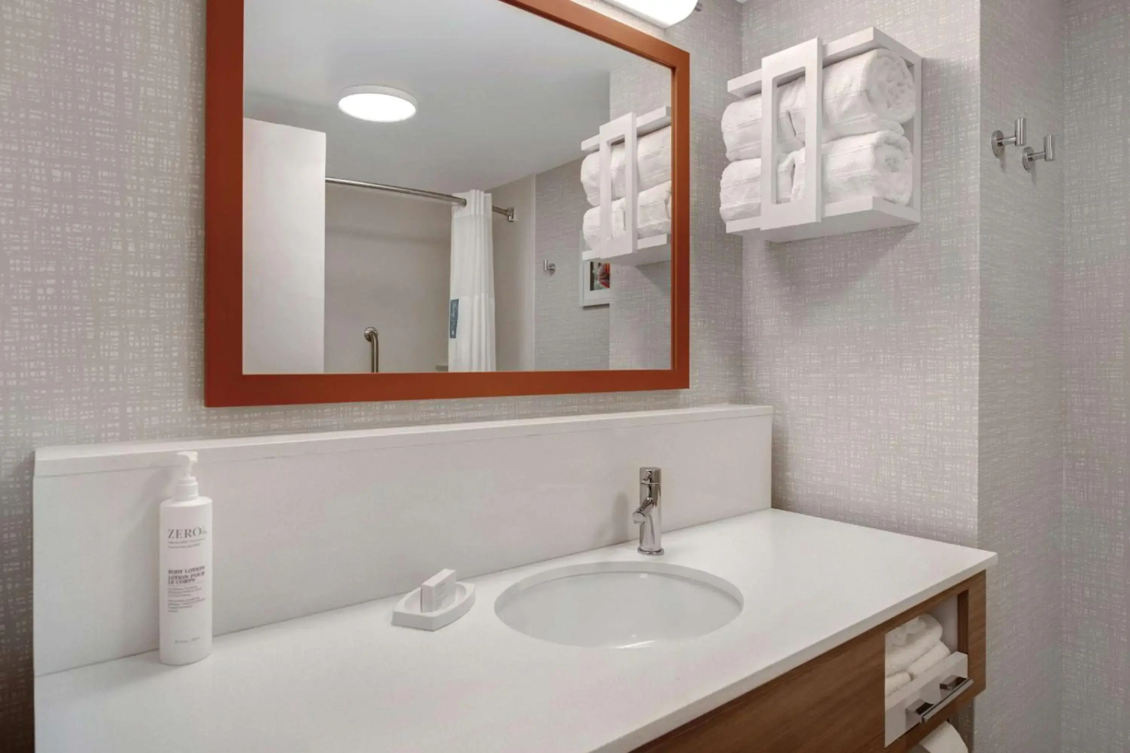 Holiday Inn Express Hotel & Suites Henderson by IHG