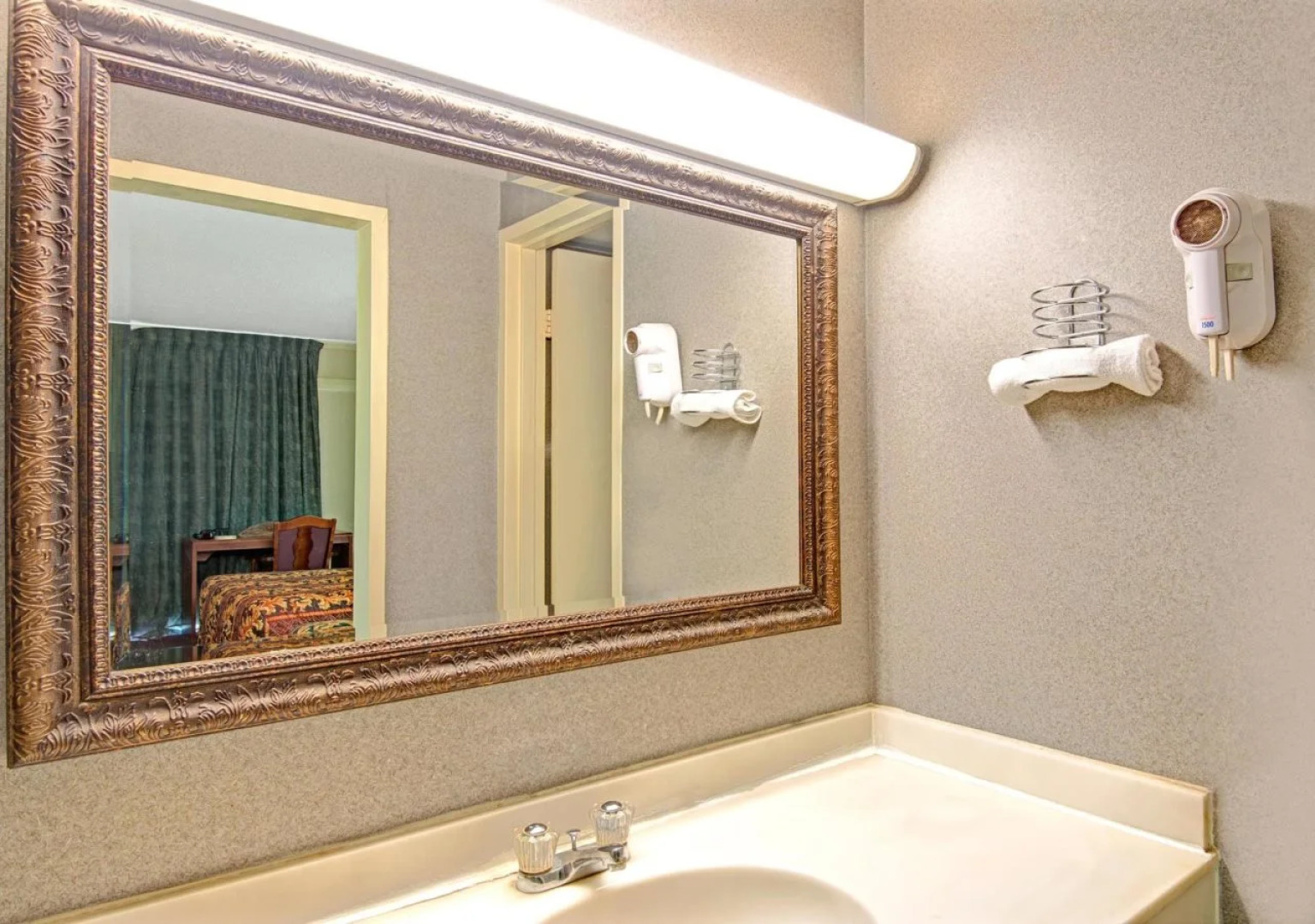 Knights Inn Wheeling