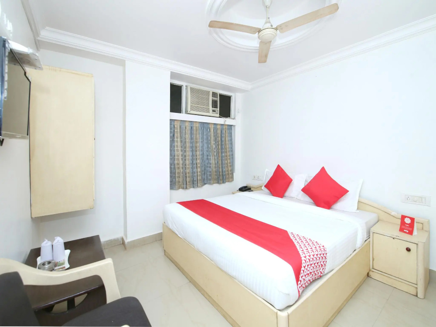 OYO 14465 Hotel Cozy Residency