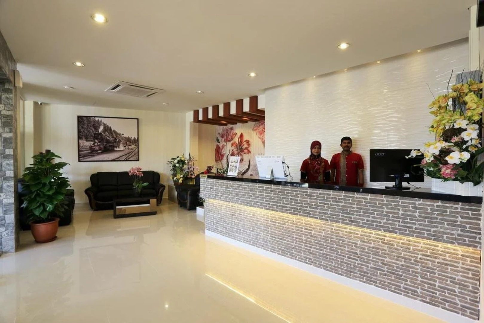 Station Gold Budget Hotel