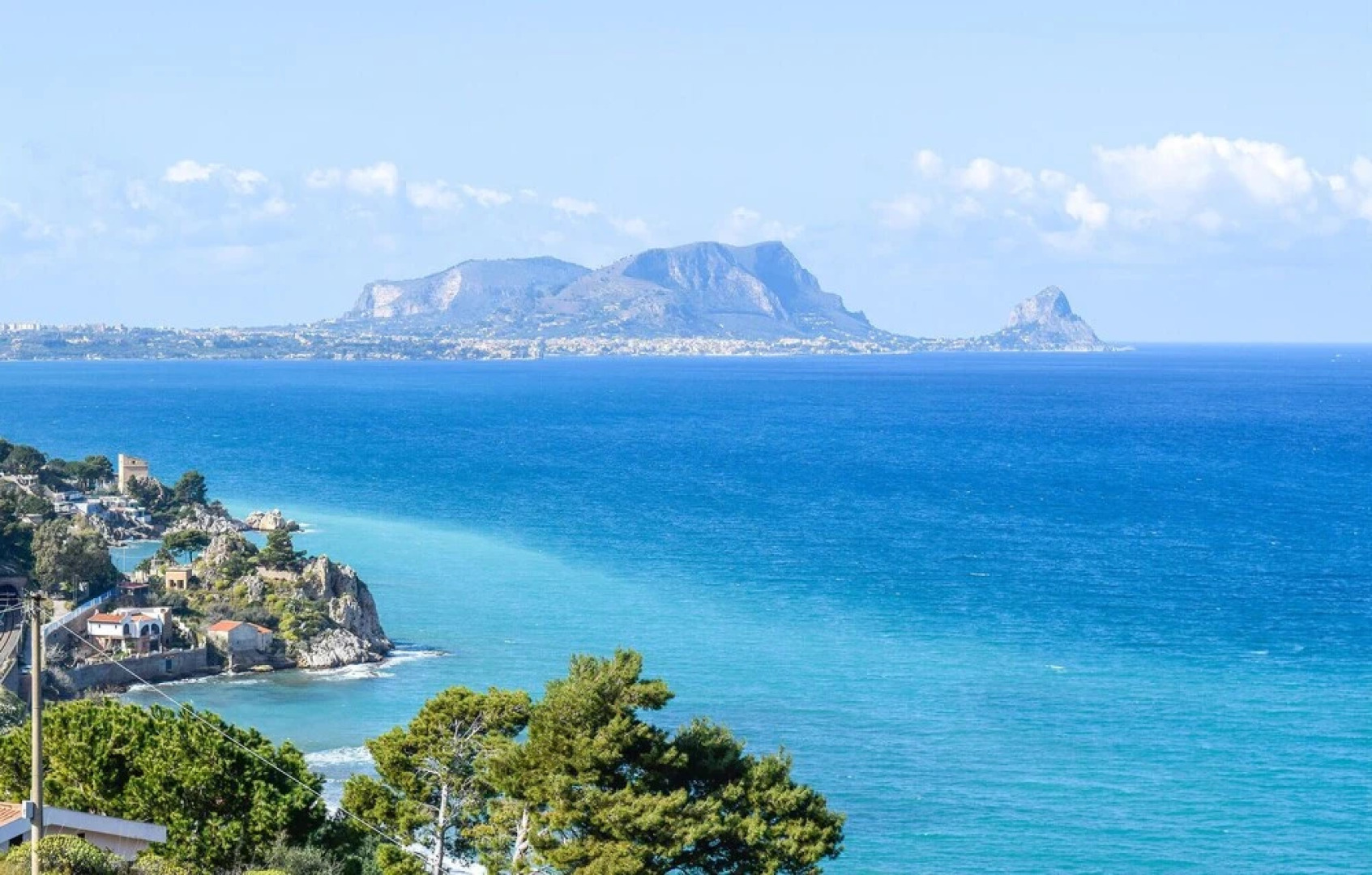 Awesome Apartment in Altavilla Milicia With 3 Bedrooms and Wifi