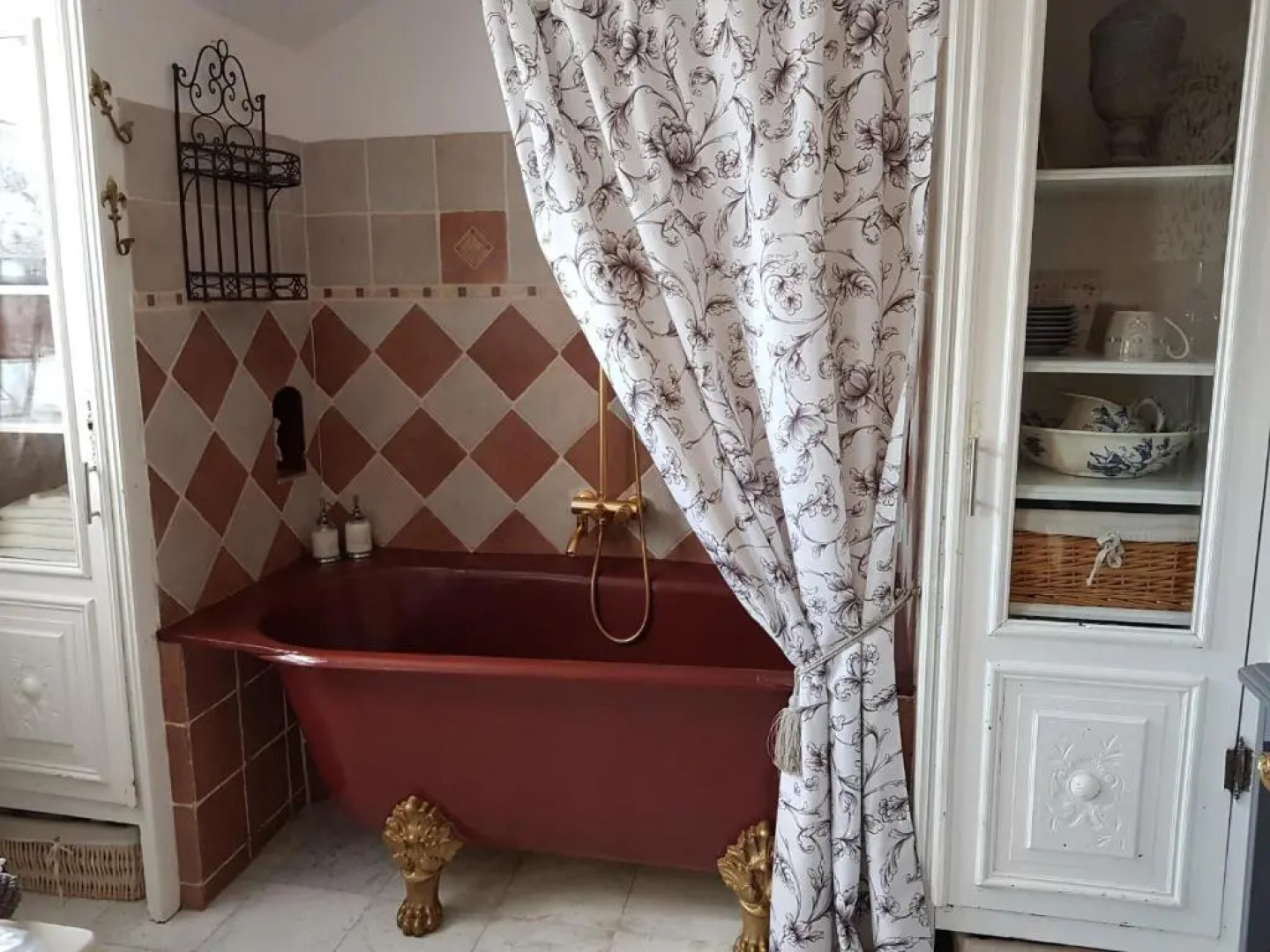 La Marlottine (Adults Only)