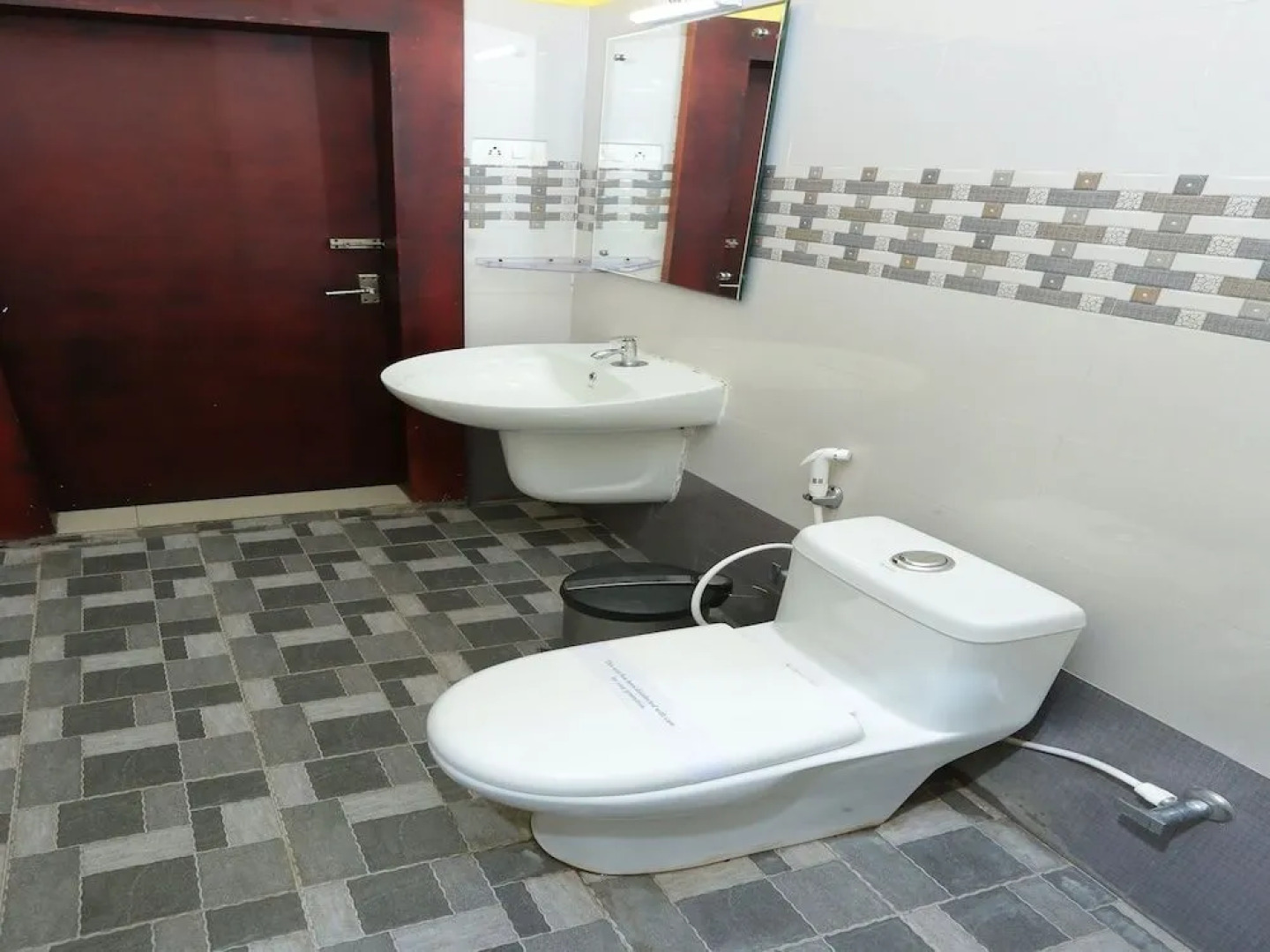 OYO 3020 Sheelisach Inn