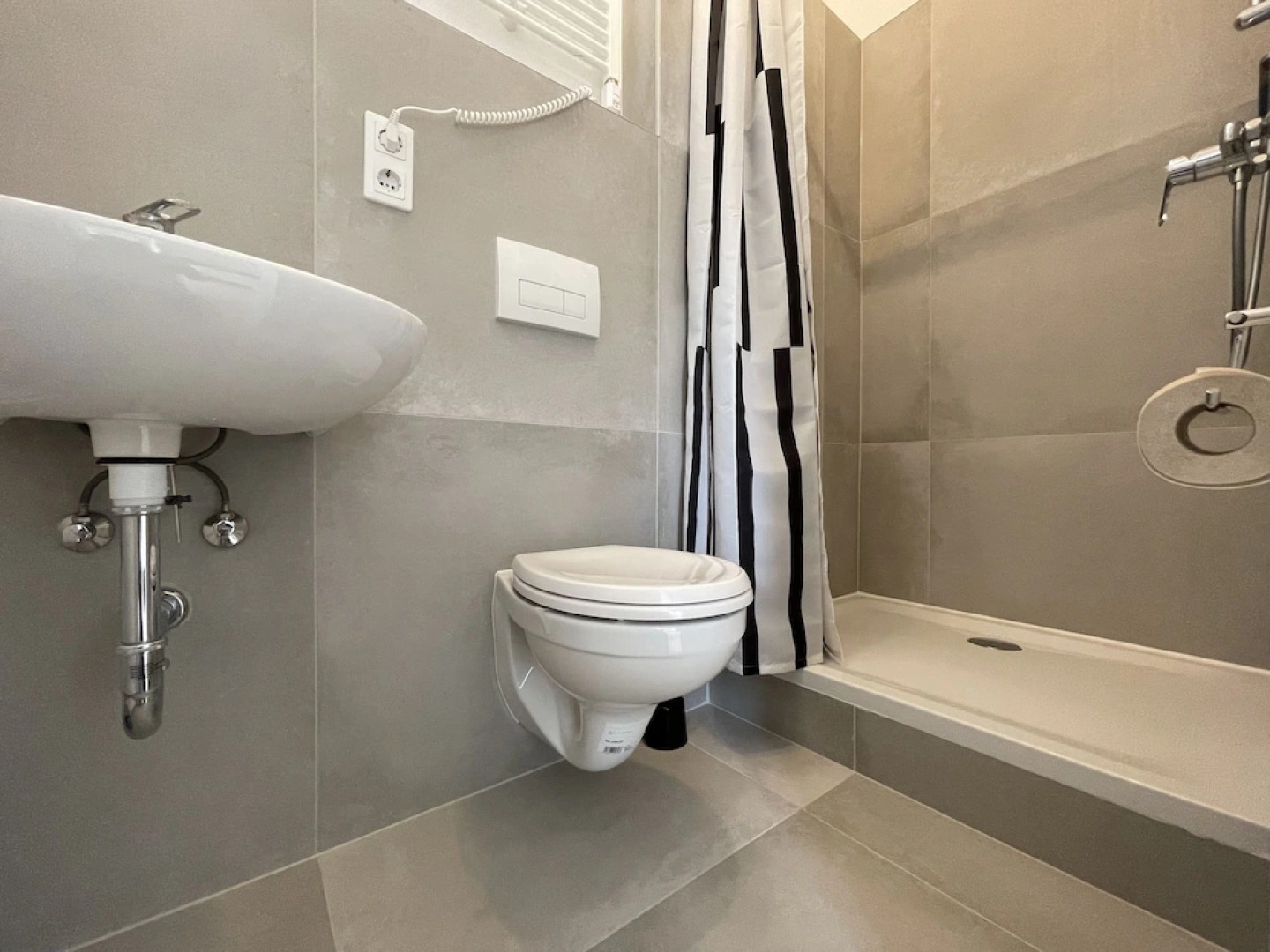 Two-bed studios for fitters