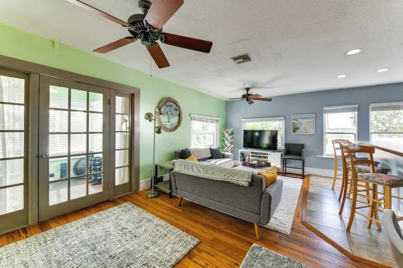 Manatee River Views: Palmetto Paradise w/ Fire Pit