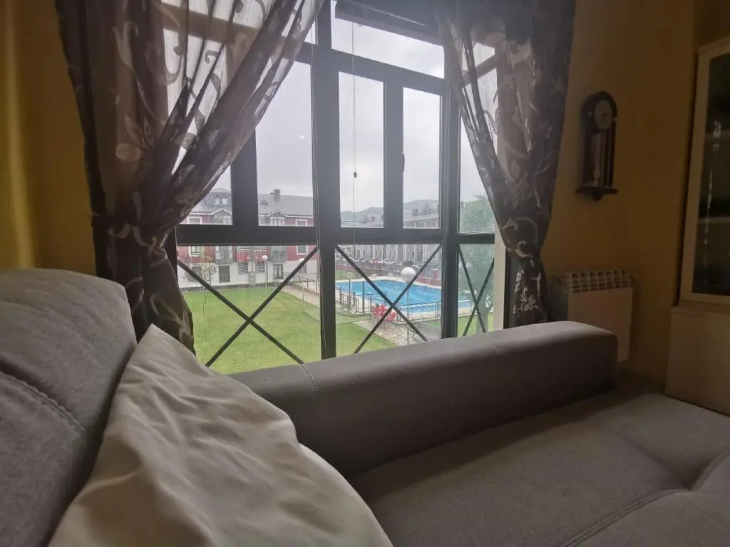 Apartamento de 3 dormitorios con piscina - Riaza Vacacional